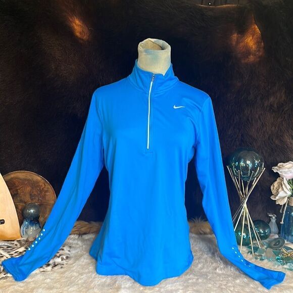 Nike dri fit pullover M (4075) - Picture 1 of 8